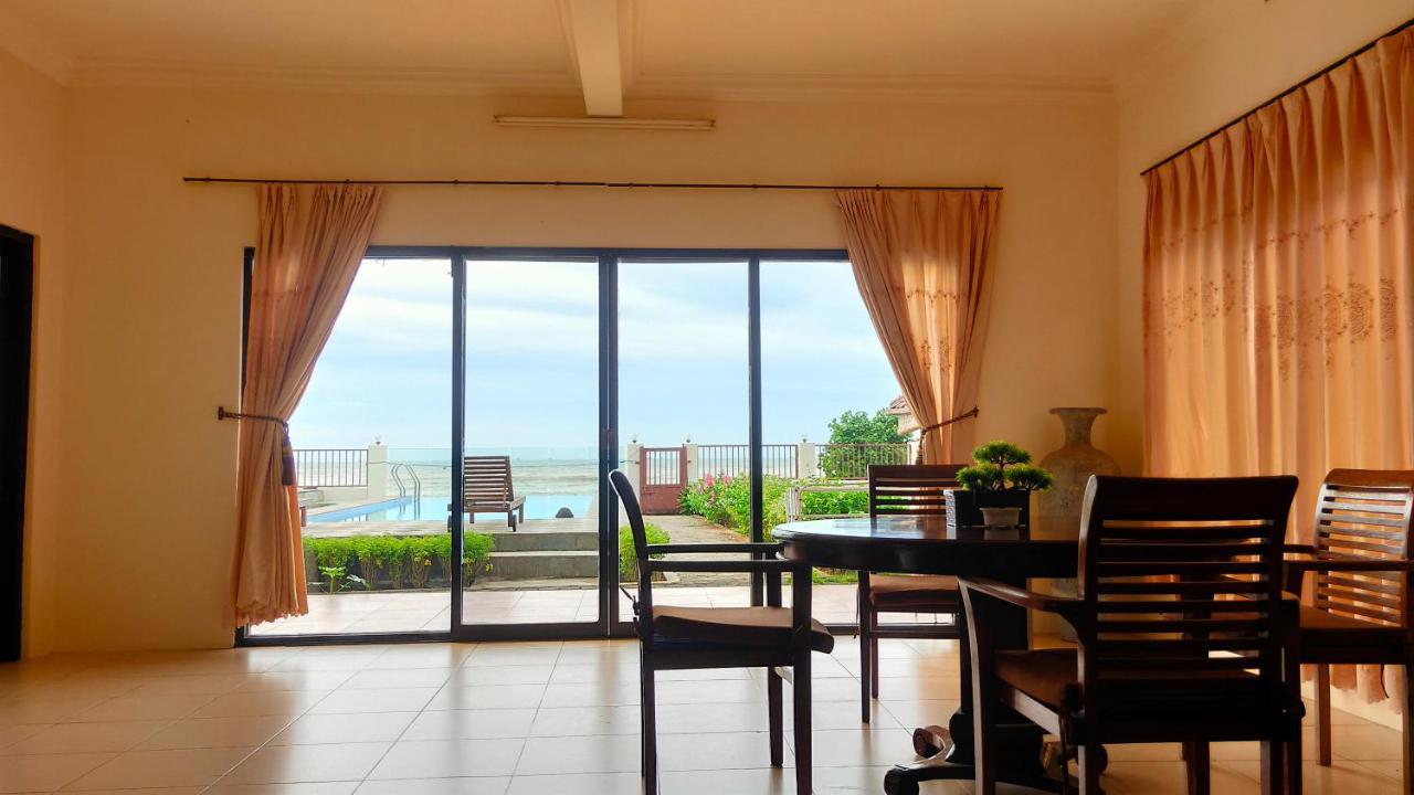 Seaview Beach Resort Jepara Exterior foto