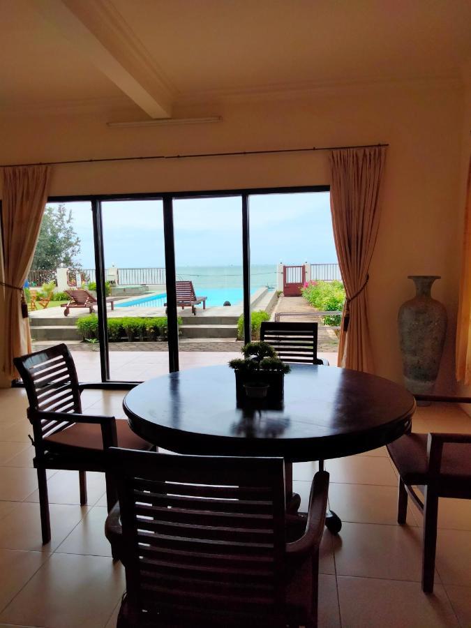 Seaview Beach Resort Jepara Exterior foto