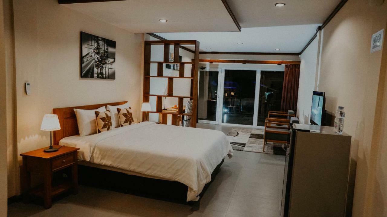 Seaview Beach Resort Jepara Exterior foto